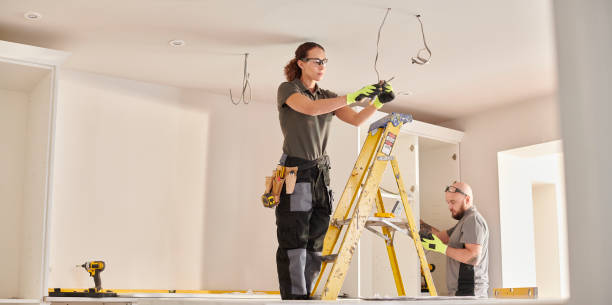 Best Outdoor Lighting Installation  in Sublimity, OR